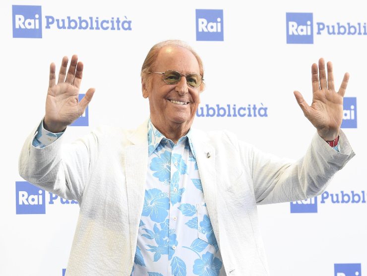 Renzo Arbore dice la sua sulla mancanza dei varietà