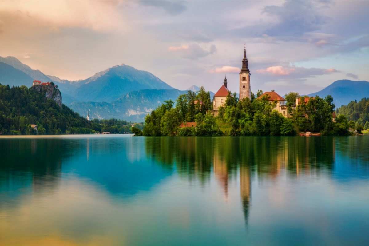 isola di bled in slovenia