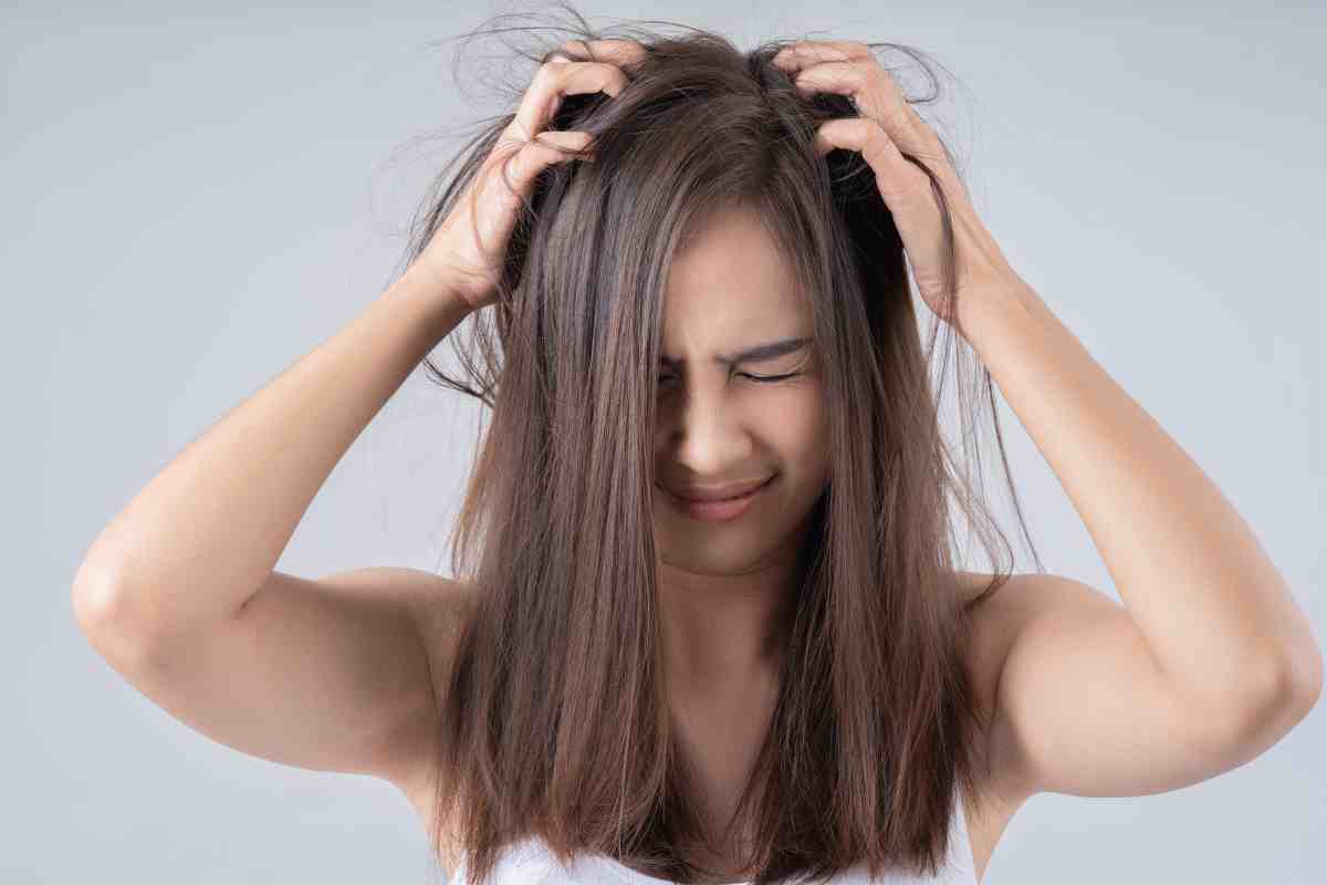 Dormire con i capelli sciolti può avere serie conseguenze
