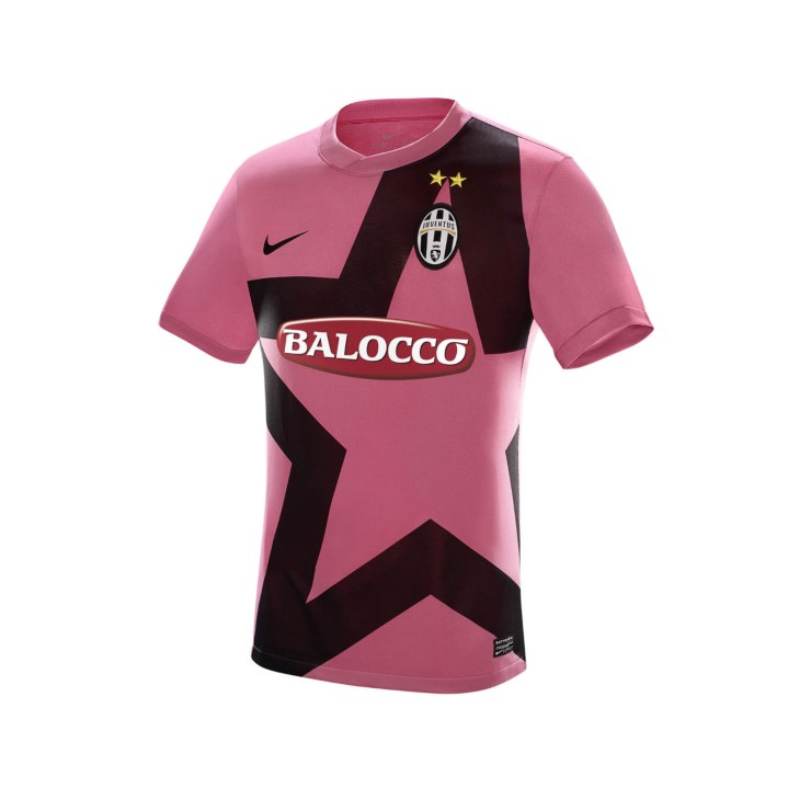 Perché la prima maglia della Juventus era rosa