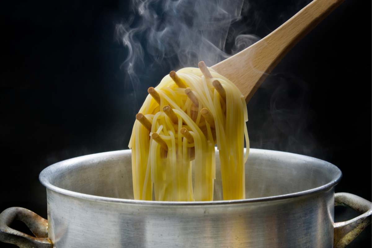 La cottura al dente per la pasta è migliore per la salute e per non ingrassare