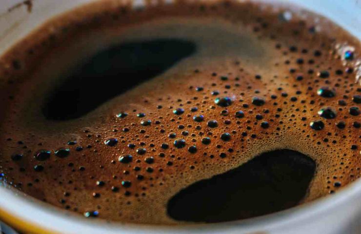 Farmaci che non vanno assunti col caffè