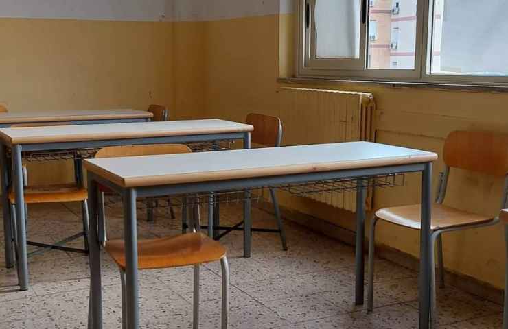 insegnare senza laurea guadagni 5.000 euro mese